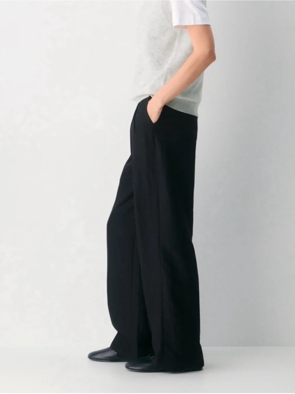 Aritzia The Effortless Pants Cruiselinen Wide Leg in Black